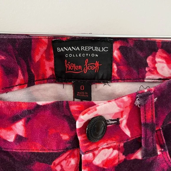 Flower pants 🌸 - Picture 3 of 4